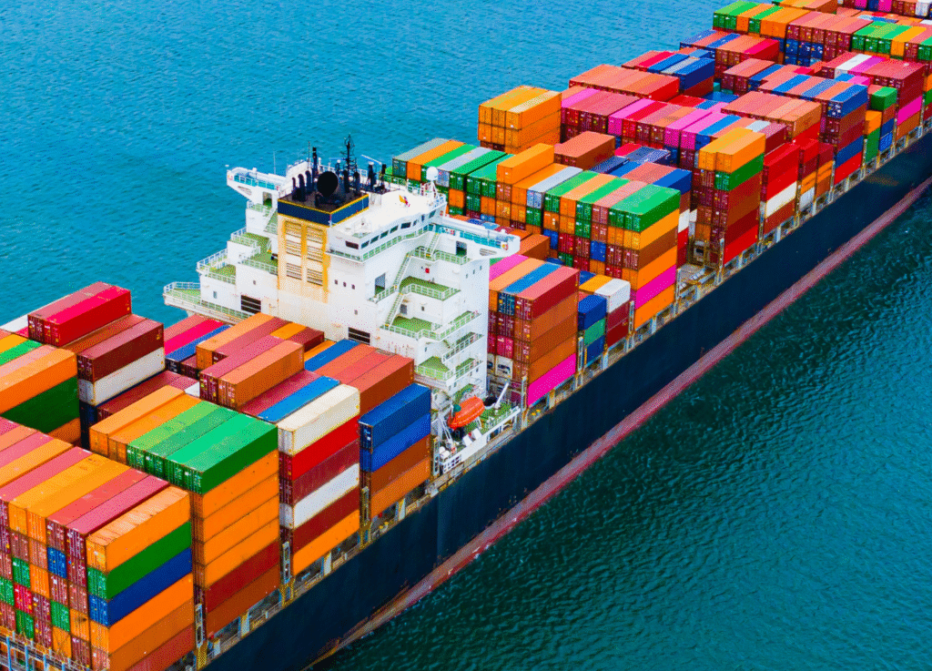 copy of gray and white business minimalist photo logistic and transport instagram post (1500 x 1080 px)